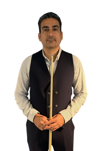مصطفی مومنی